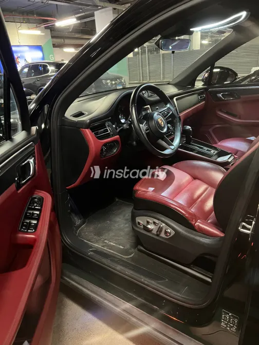 Porsche Macan 2022 Black Automatic Used for Sale in Greater Cairo ( Cairo + Giza) - 3