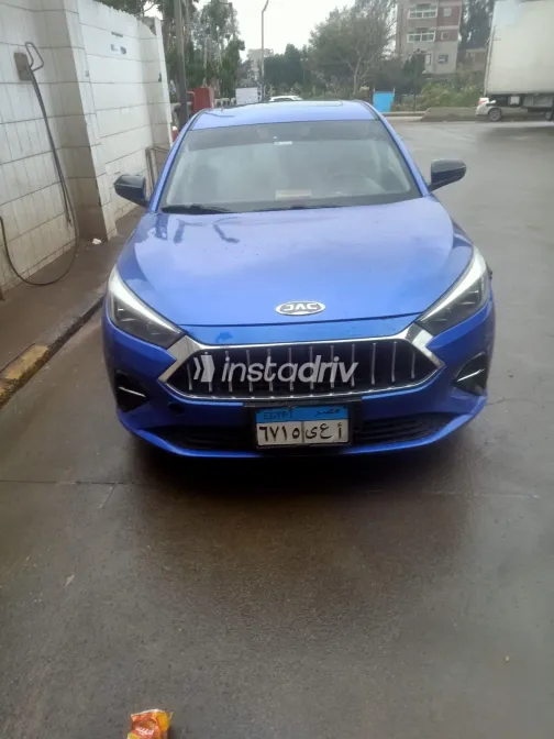 جاك J7 2022 أزرق أوتوماتيك مستعملة للبيع في القاهرة الكبرى ( القاهرة - الجيزة) - 1