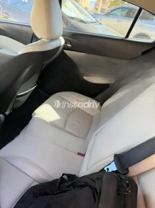 مازدا 3 2019 أحمر أوتوماتيك مستعملة للبيع في المقطم - 2
