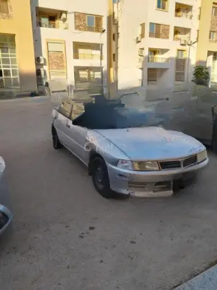 ميتسوبيشي لانسر كرستالة 2000 فضي يدوي مستعملة للبيع في القاهرة