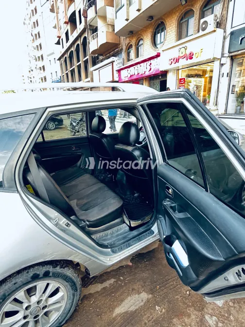 Kia Carens 2011 Silver Automatic Used for Sale in Greater Cairo ( Cairo + Giza) - 6