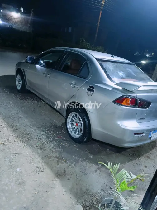 Mitsubishi Lancer EX Shark 2017 Silver Automatic Used for Sale in Greater Cairo ( Cairo + Giza) - 3