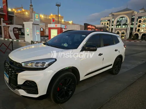Chery Tiggo 8 2021 White Automatic Used for Sale in Greater Cairo ( Cairo + Giza) - 3