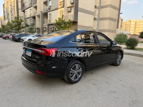 ام جى 5 2026 أسود أوتوماتيك مستعملة للبيع في القاهرة الكبرى ( القاهرة - الجيزة) - 1