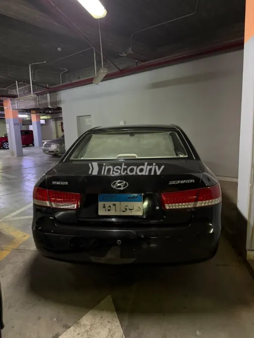 Hyundai Sonata 2010 Black Automatic Used for Sale in Greater Cairo ( Cairo + Giza) - 6