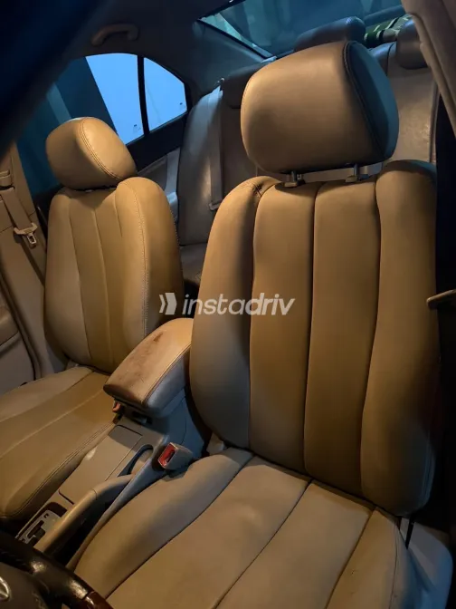 Hyundai Sonata 2010 Black Automatic Used for Sale in Greater Cairo ( Cairo + Giza) - 7