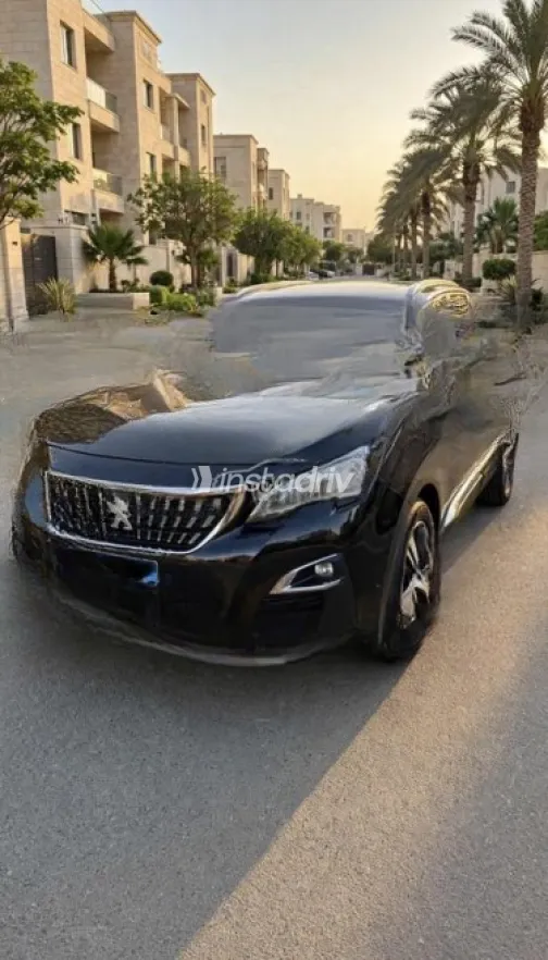 Peugeot 3008 2019 Black Automatic Used for Sale in El Manial - 2