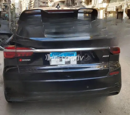 ام جى ار اكس 5 2023 أسود أوتوماتيك مستعملة للبيع في الإسكندرية - 2