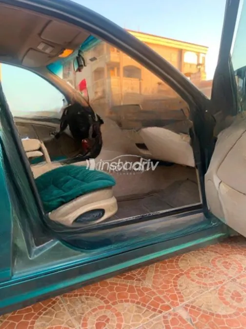 بي ام دبليو 318 1999 أخضر أوتوماتيك مستعملة للبيع في الجيزة - 2
