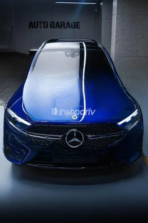 مرسيدس GLC 300 2023 أزرق غامق أوتوماتيك مستعملة للبيع في الإسكندرية - 1