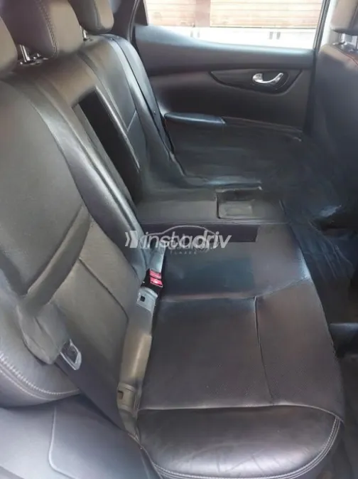 Nissan Qashqai 2017 Purple Automatic Used for Sale in Menouf - 7