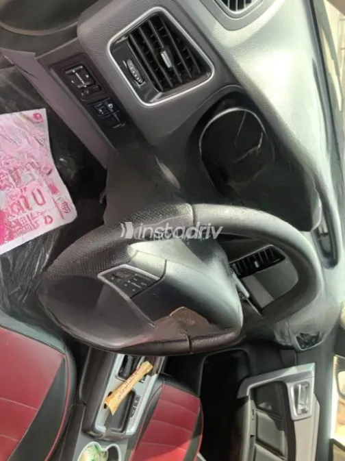 جيلي X7 2019 بني أوتوماتيك مستعملة للبيع في ميت غمر - 3