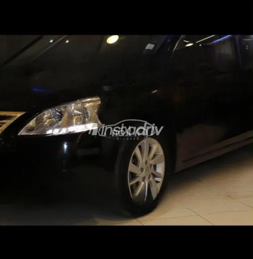 Nissan Sentra 2024 Black Automatic Used for Sale in Cairo - 2