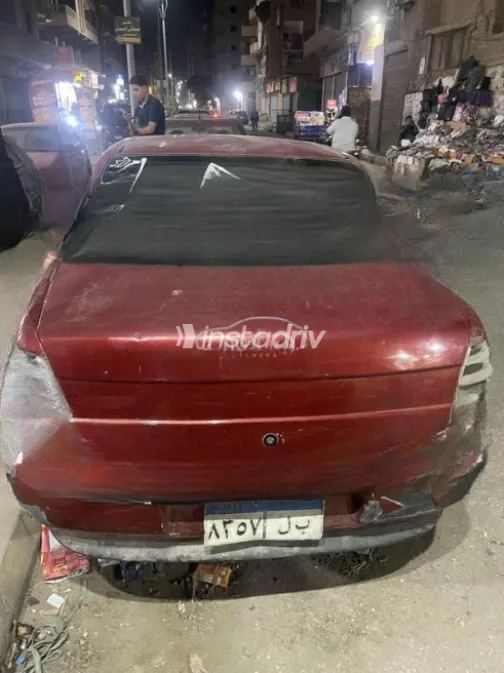 Fiat Siena 2000 Red Manual Used for Sale in El Haram - 2
