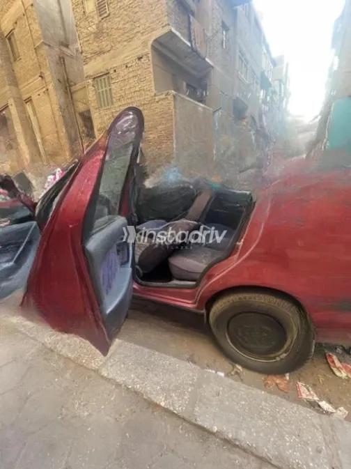 Fiat Siena 2000 Red Manual Used for Sale in El Haram - 3