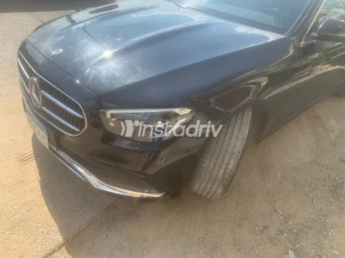 Mercedes E 200 2022 Black Automatic Used for Sale in Greater Cairo ( Cairo + Giza) - 7