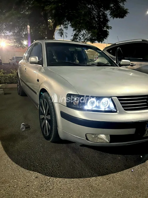 Volkswagen Passat 2000 Gray Manual Used for Sale in Greater Cairo ( Cairo + Giza) - 5