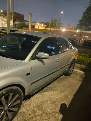 Volkswagen Passat 2000 Gray Manual Used for Sale in Greater Cairo ( Cairo + Giza)