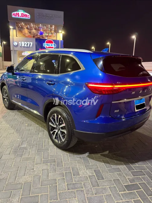 Haval H6 2022 Blue Automatic Used for Sale in Greater Cairo ( Cairo + Giza) - 4