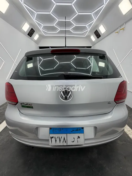 Volkswagen Polo 2010 Silver Automatic Used for Sale in Greater Cairo ( Cairo + Giza) - 6