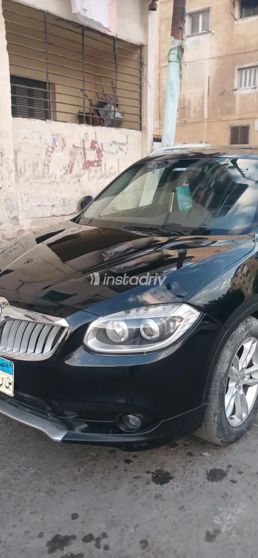 Brilliance V5 2015 Black Automatic Used for Sale in Greater Cairo ( Cairo + Giza) - 8