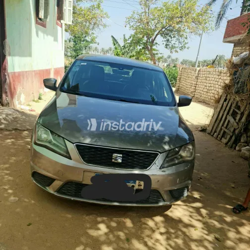 Seat Toledo 2019 Champagne Automatic Used for Sale in Greater Cairo ( Cairo + Giza) - 4