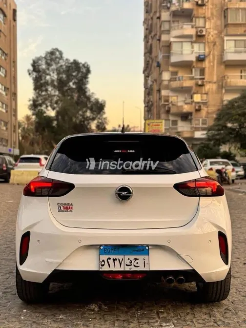 Opel Corsa 2022 White Automatic Used for Sale in Greater Cairo ( Cairo + Giza) - 3