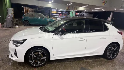Opel Corsa 2022 White Automatic Used for Sale in Greater Cairo ( Cairo + Giza) - 8