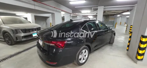 سكودا اوكتافيا A8 2021 أسود أوتوماتيك مستعملة للبيع في القاهرة الكبرى ( القاهرة - الجيزة) - 10