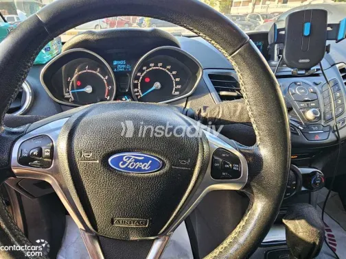 Ford Fiesta 2015 Gold Automatic Used for Sale in Greater Cairo ( Cairo + Giza) - 4