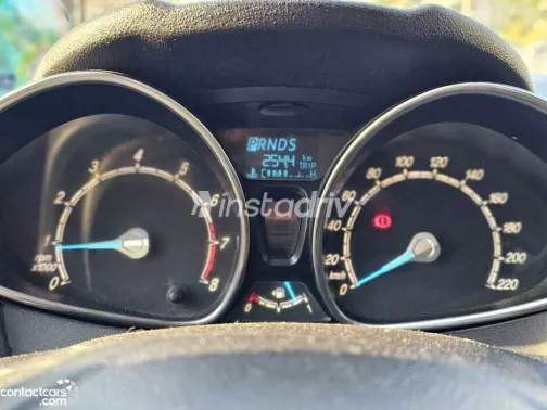 Ford Fiesta 2015 Gold Automatic Used for Sale in Greater Cairo ( Cairo + Giza) - 7
