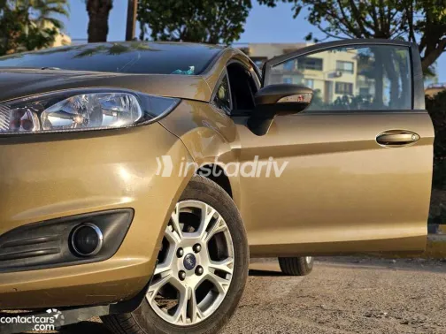 Ford Fiesta 2015 Gold Automatic Used for Sale in Greater Cairo ( Cairo + Giza) - 8