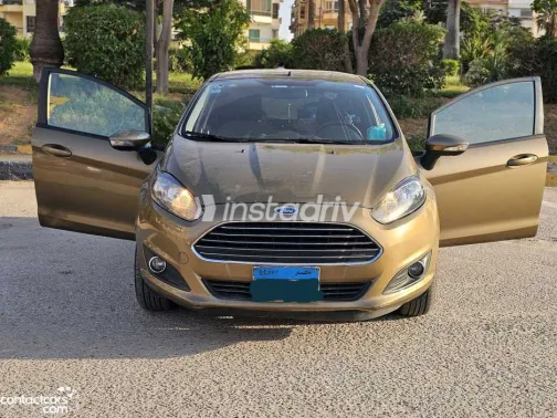 Ford Fiesta 2015 Gold Automatic Used for Sale in Greater Cairo ( Cairo + Giza) - 9