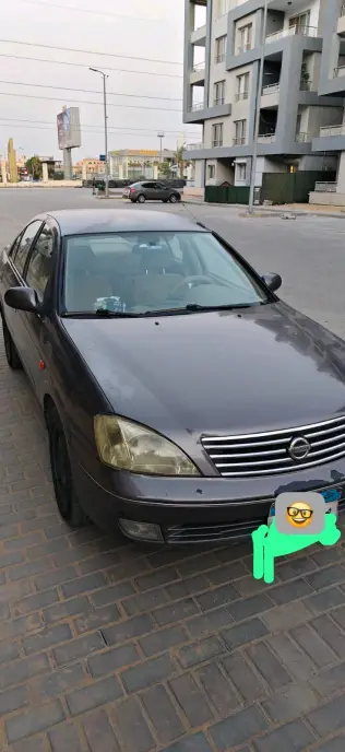 نيسان صنى 2015 بنفسجي أوتوماتيك مستعملة للبيع في القاهرة الكبرى ( القاهرة - الجيزة)