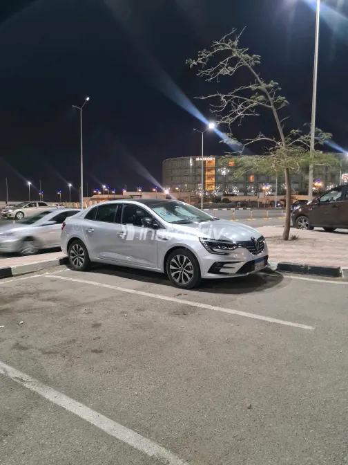 Renault Megane 2022 Silver Automatic Used for Sale in Greater Cairo ( Cairo + Giza) - 3
