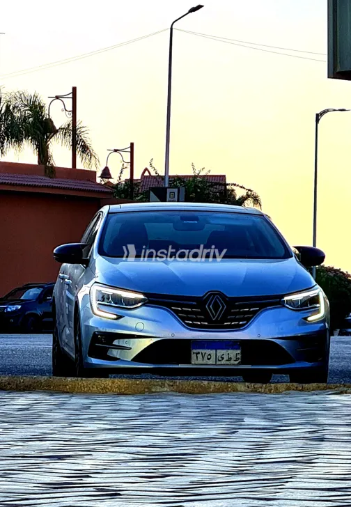 Renault Megane 2022 Silver Automatic Used for Sale in Greater Cairo ( Cairo + Giza) - 4