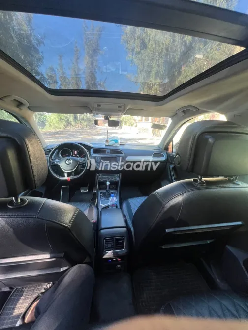Volkswagen Tiguan 2017 Gray Automatic Used for Sale in Greater Cairo ( Cairo + Giza) - 3