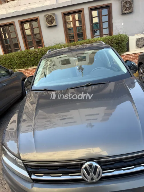 Volkswagen Tiguan 2020 Gray Automatic Used for Sale in Greater Cairo ( Cairo + Giza) - 5