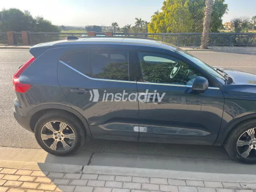 فولفو XC 40 2021 أبيض أوتوماتيك مستعملة للبيع في القاهرة الكبرى ( القاهرة - الجيزة) - 2