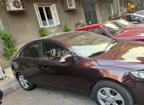 Kia Cerato 2010 White Automatic Used for Sale in Greater Cairo ( Cairo + Giza) - 5