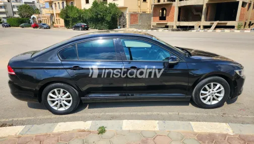 Volkswagen Passat 2016 Black Automatic Used for Sale in Greater Cairo ( Cairo + Giza) - 6