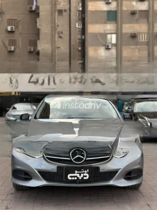 Mercedes E 250 2011 Gray Automatic Used for Sale in Nasr city - 1