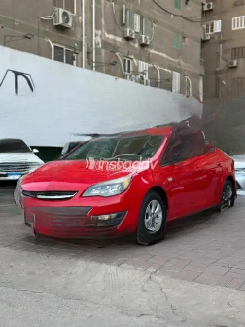 Opel Astra 2016 Red Automatic Used for Sale in Nasr city - 5