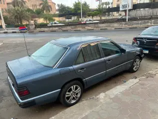 مرسيدس E 200 1990 أبيض أوتوماتيك مستعملة للبيع في القاهرة الكبرى ( القاهرة - الجيزة)