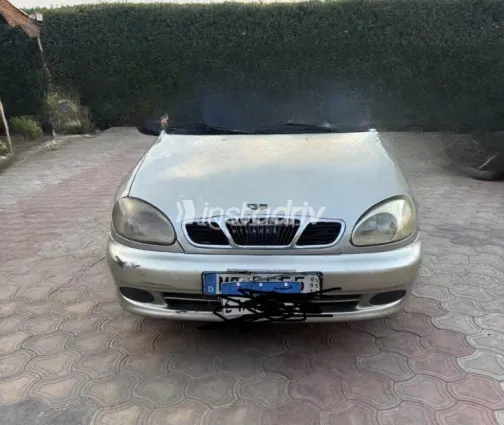 Daewoo Lanos 1999 Silver Manual Used for Sale in Faiyum - 1