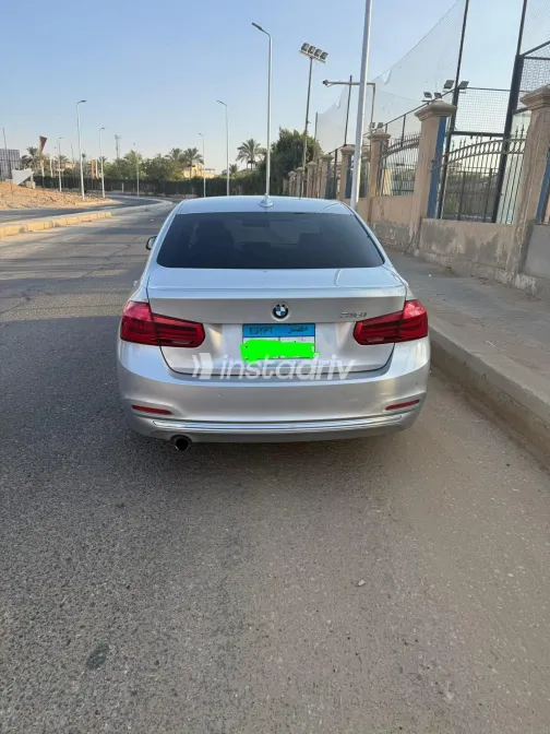 بي ام دبليو 318 2019 فضي أوتوماتيك مستعملة للبيع في القاهرة الكبرى ( القاهرة - الجيزة) - 5