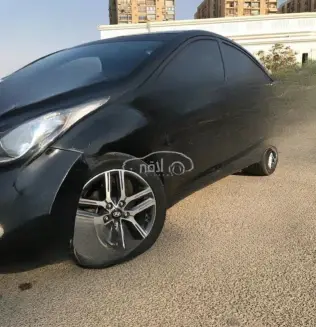 هيونداي إلنترا ام دى 2014 أسود أوتوماتيك مستعملة للبيع في القاهرة