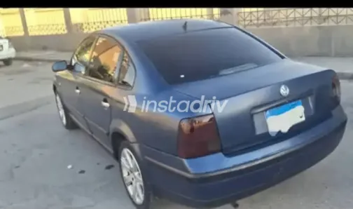 Volkswagen Jetta 1988 Blue Manual Used for Sale in Greater Cairo ( Cairo + Giza) - 4