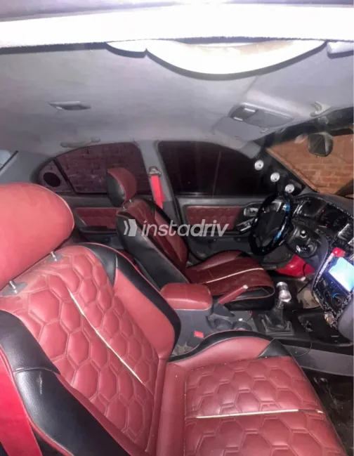 Hyundai Avante 2000 Black Manual Used for Sale in Greater Cairo ( Cairo + Giza) - 8