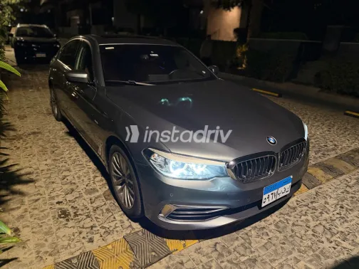 BMW 520 2019 Dark Gray Automatic Used for Sale in Greater Cairo ( Cairo + Giza) - 3